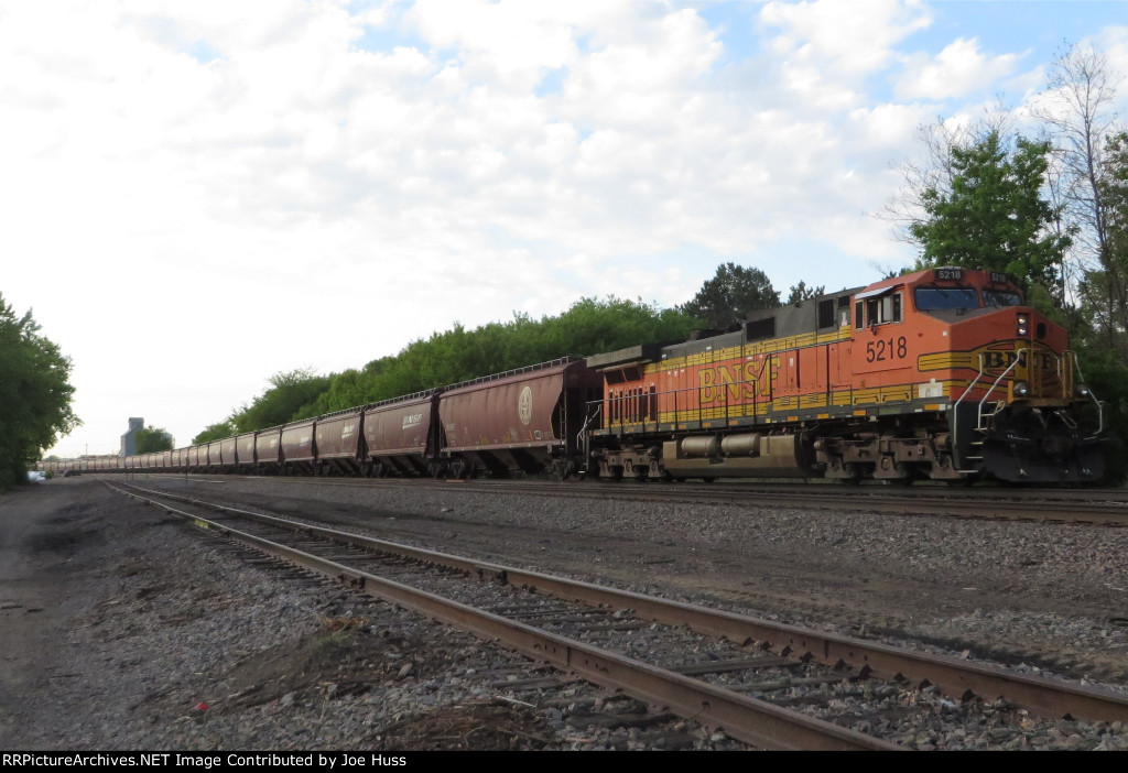 BNSF 5218 DPU